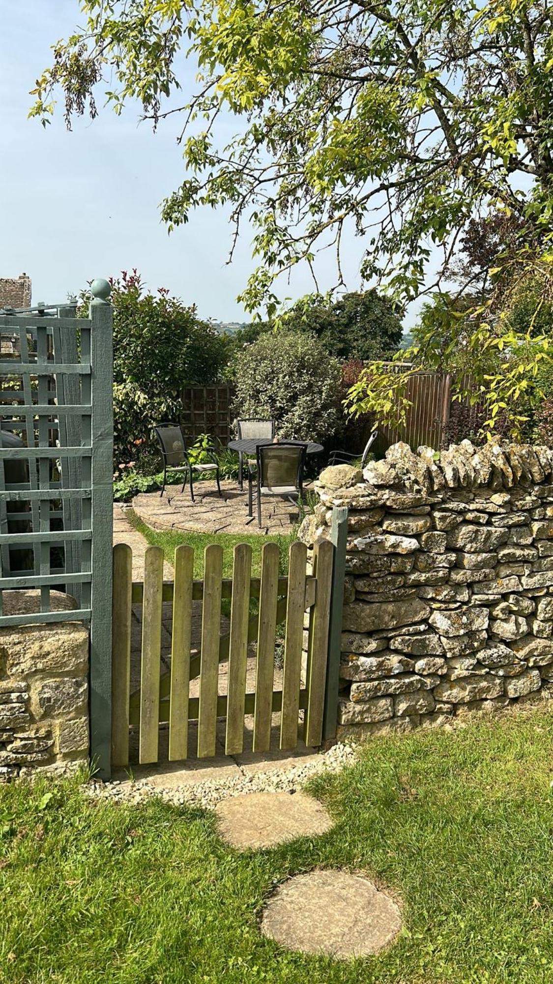 Charming Cottage, Great Rissington, Cotswolds *